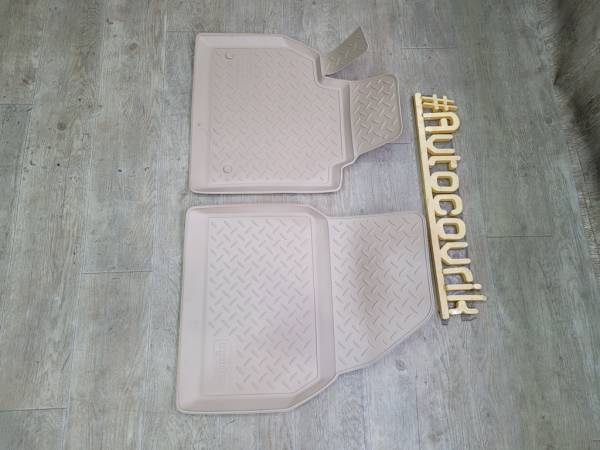 Коврики в салон Renault Kangoo 2 (2008-н.в.) 1 ряд бежевый 3D с бортиком